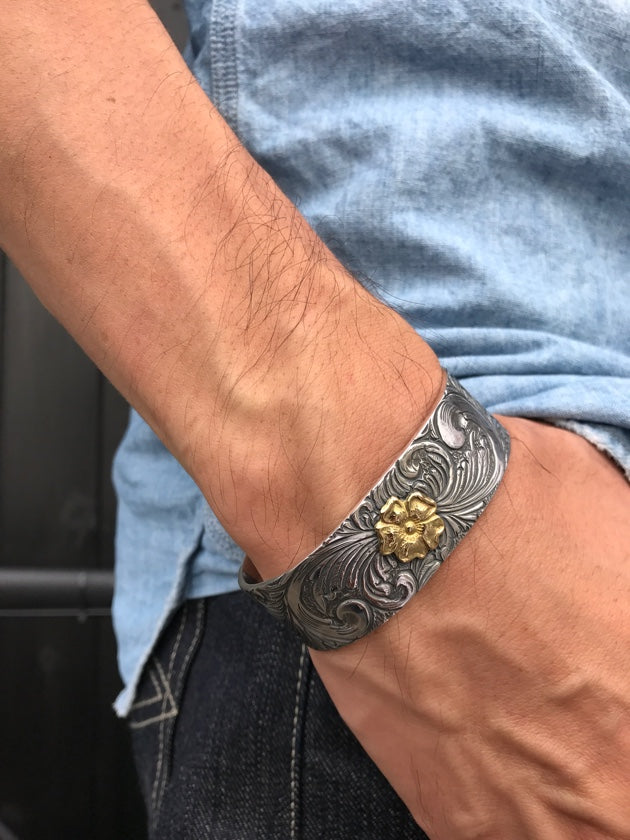 LARRY SMITH 18K ROSE KARAKUSA BANGLE No. 42