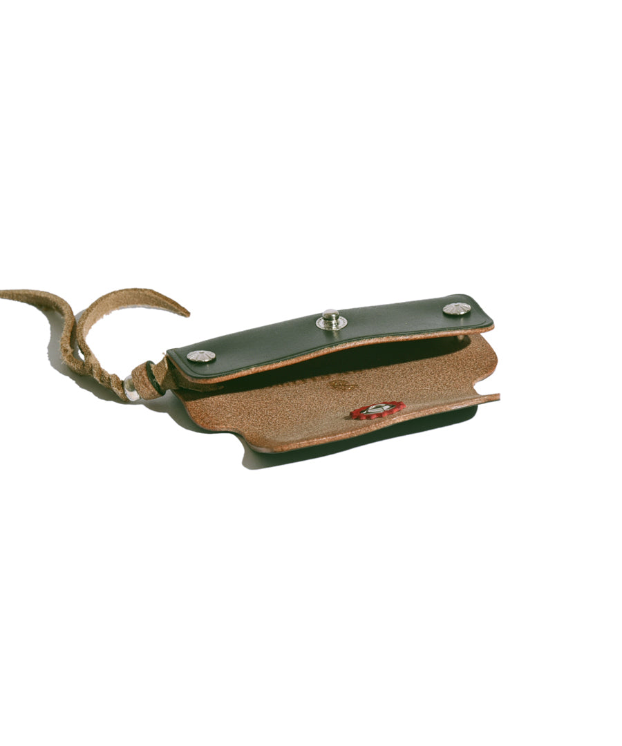 LARRY SMITH U.K SADDLE LEATHER FLAP KEY FOB