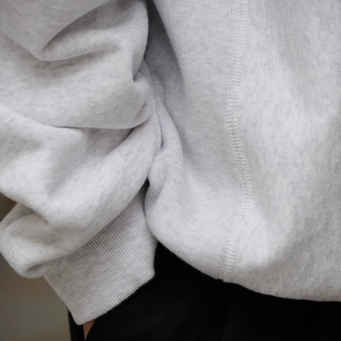 DESCENDANT BREACHING CREW NECK