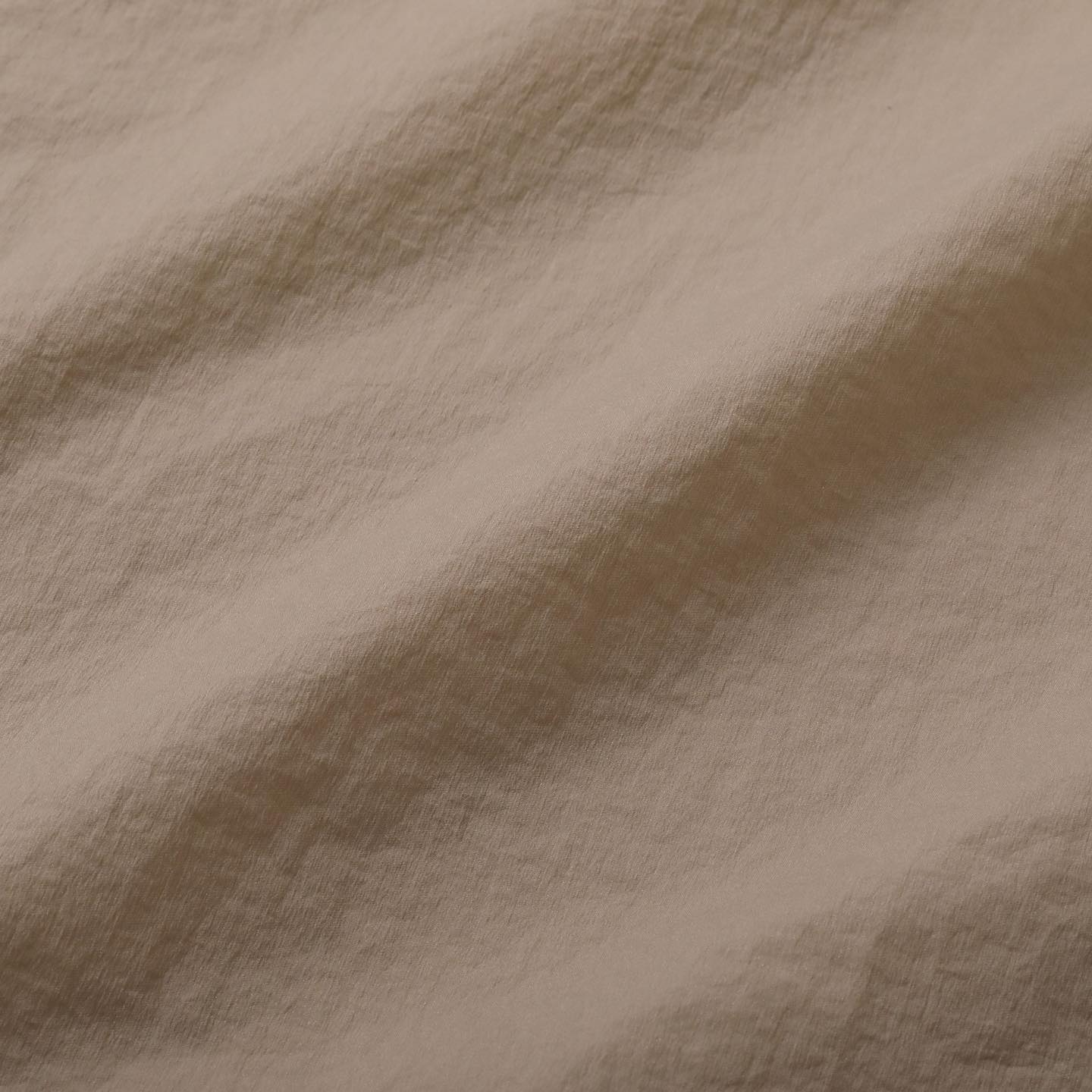 S.F.C HALF ZIP NYLON SHIRT