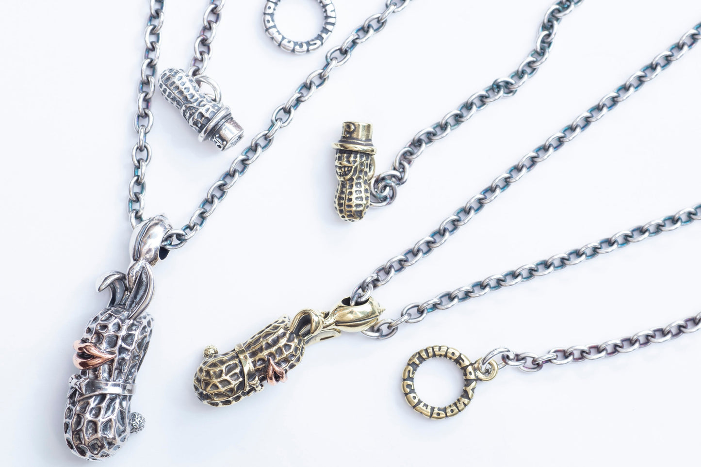 Peanuts&Co PEANUTS LARGE BUNNY PEANUTS brass x copper + chain silver x brass