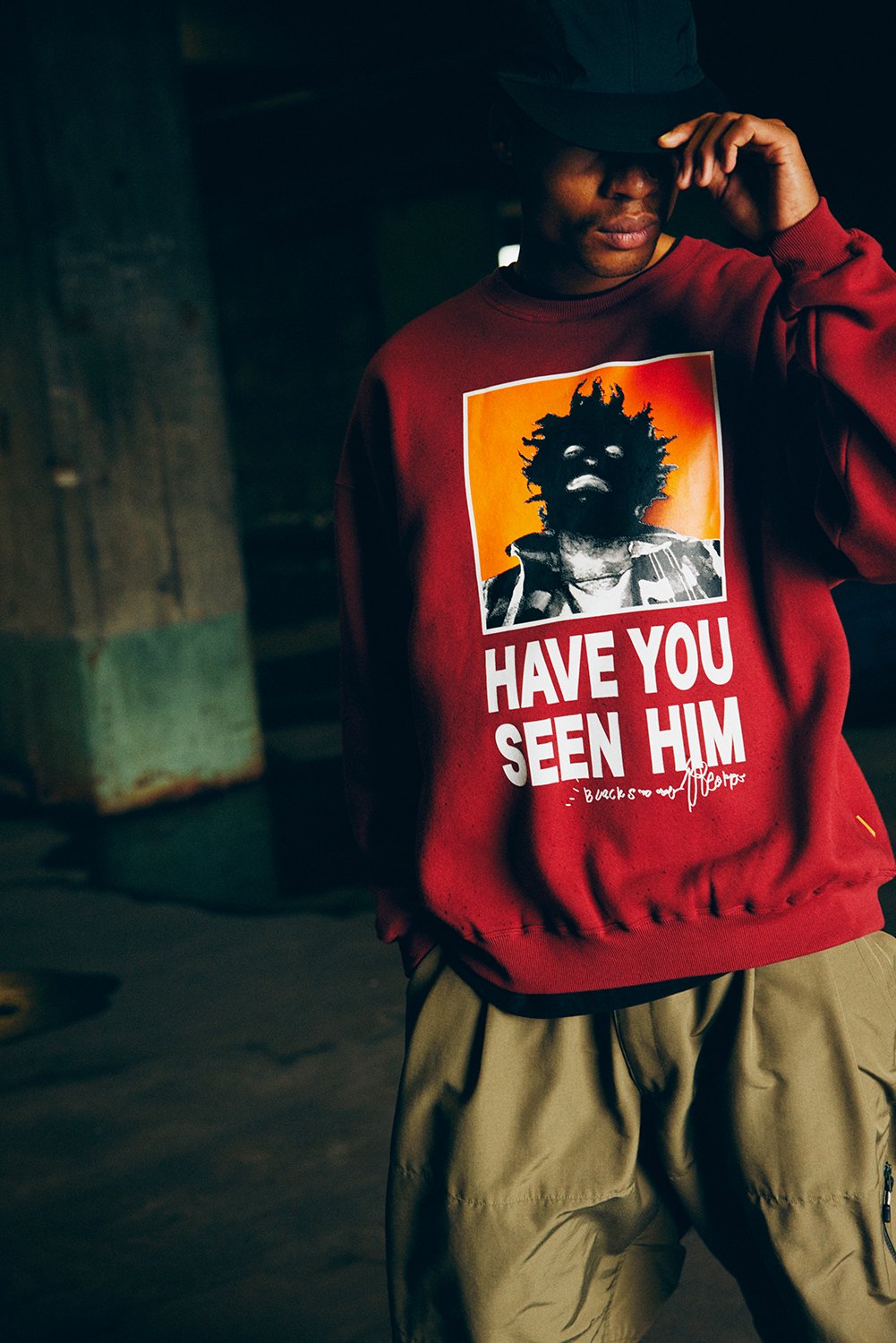 TIGHTBOOTH HAVE YOU SEEN HIM CREW SWEAT