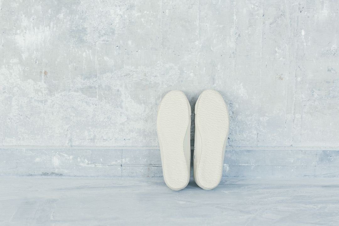 DOEK SHOE INDUSTRIES COURT - ECRU