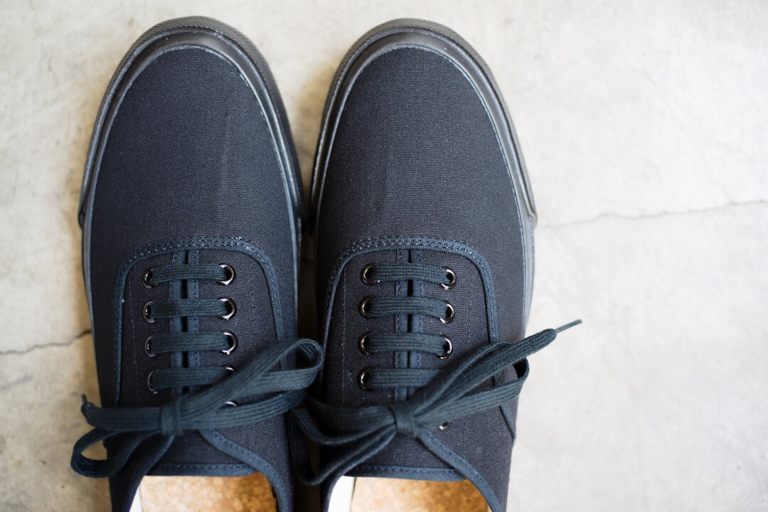 DOEK SHOE INDUSTRIES OXFORD - BLACK PARA