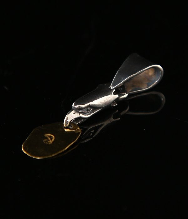 LARRY SMITH Eagle Head Top