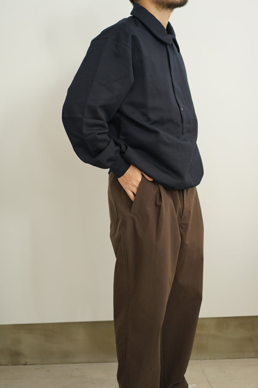 STILL BY HAND Pullover Sweatshirt