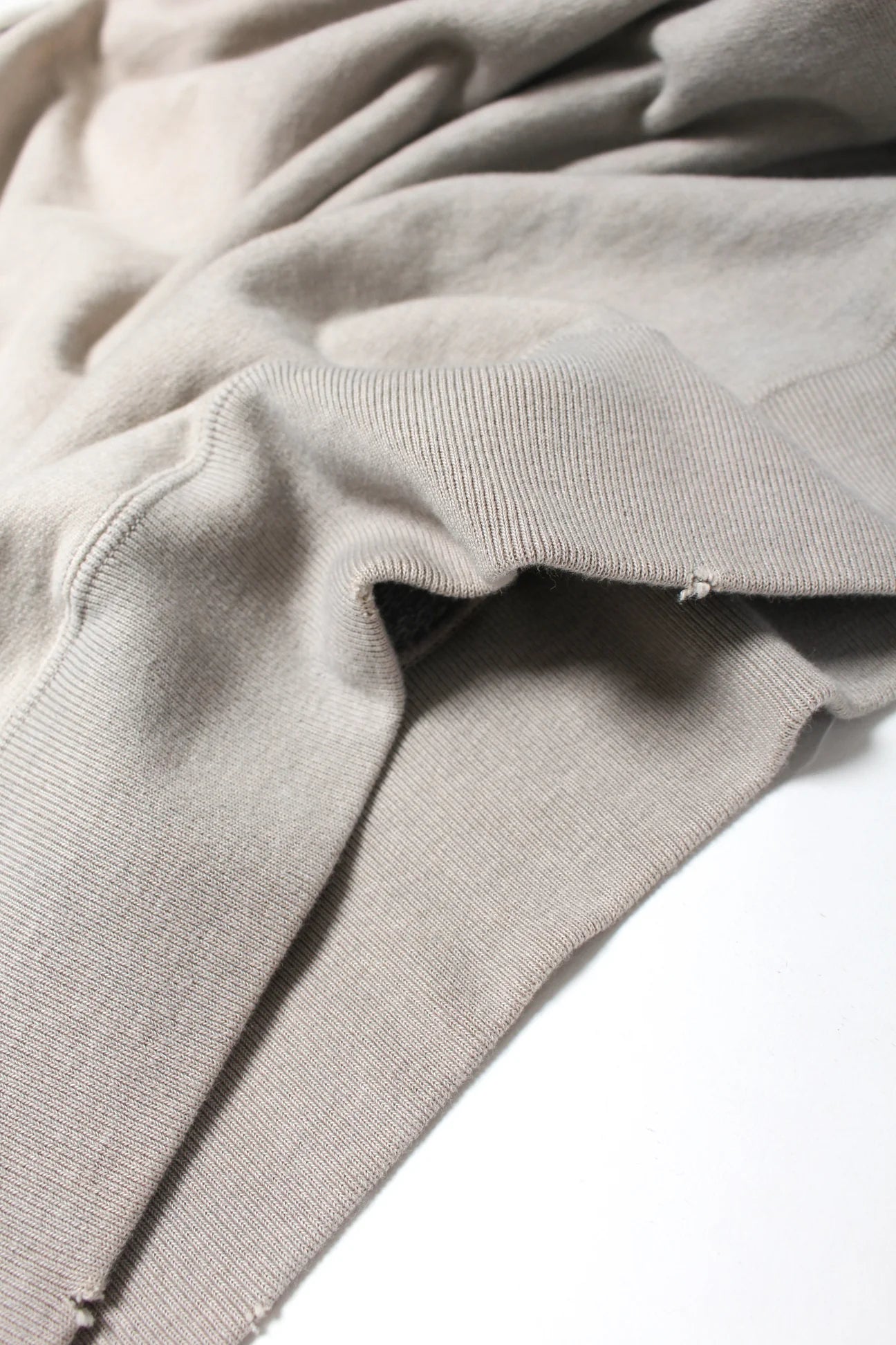 BOW WOW SNOW FLAKE SWEAT SHIRTS