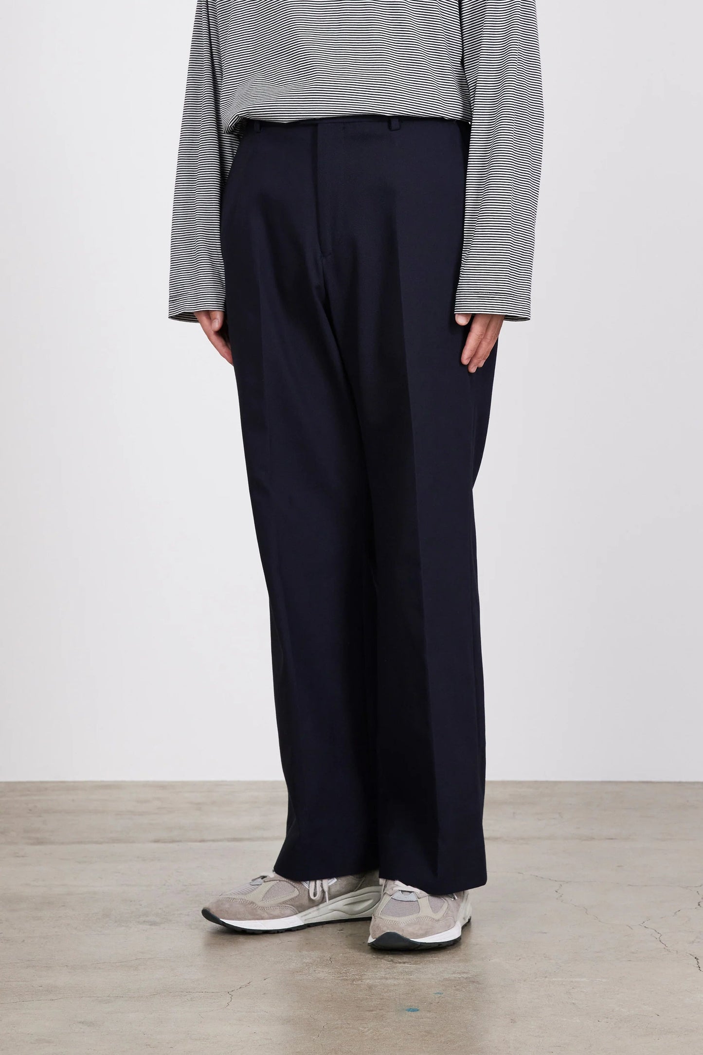 MARKAWARE ORGANIC COTTON SURVIVAL CLOTH FLAT FRONT FLARED TROUSERS