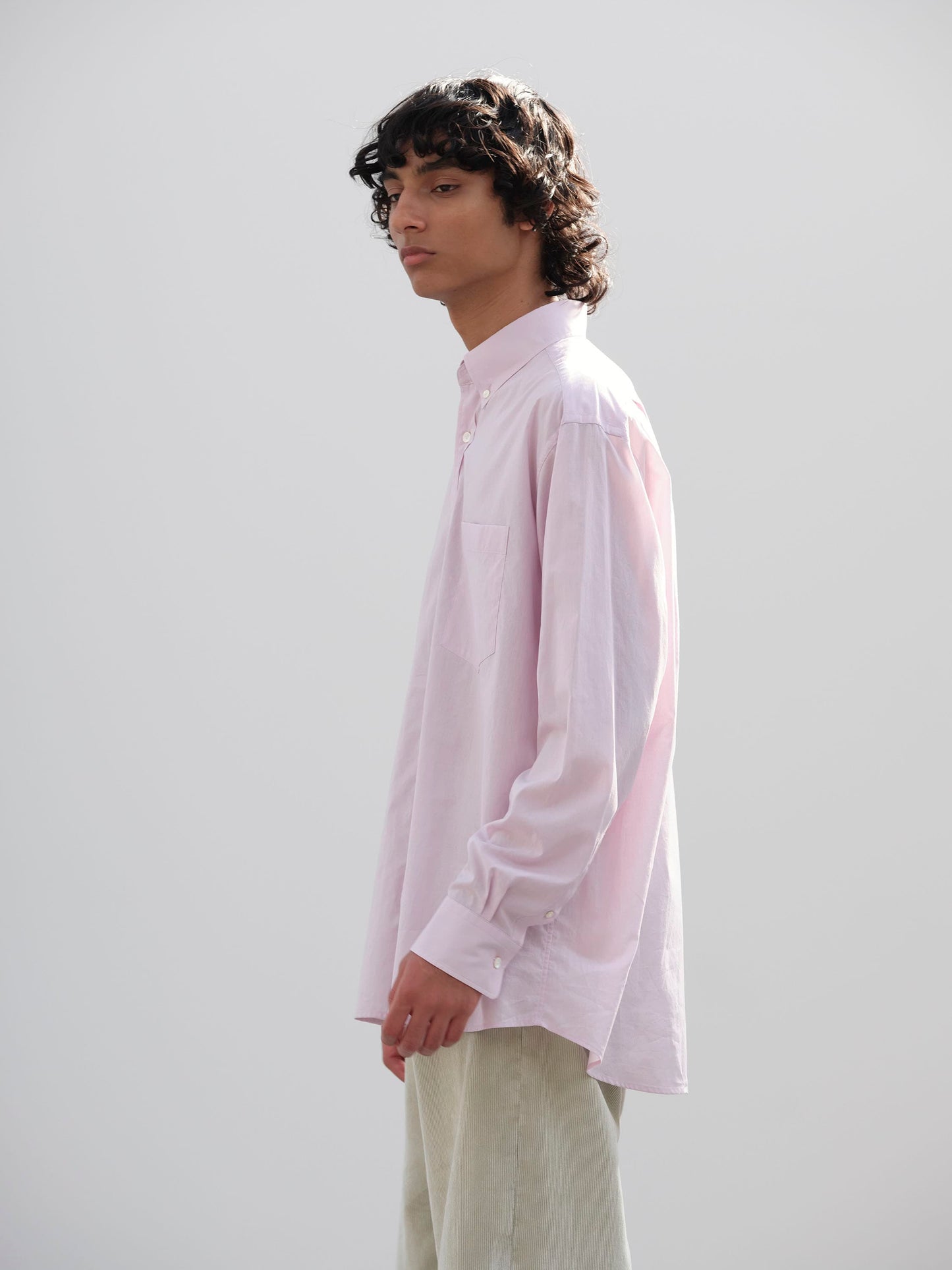 AURALEE WASHED FINX TYPEWRITER BUTTON DOWN SHIRT