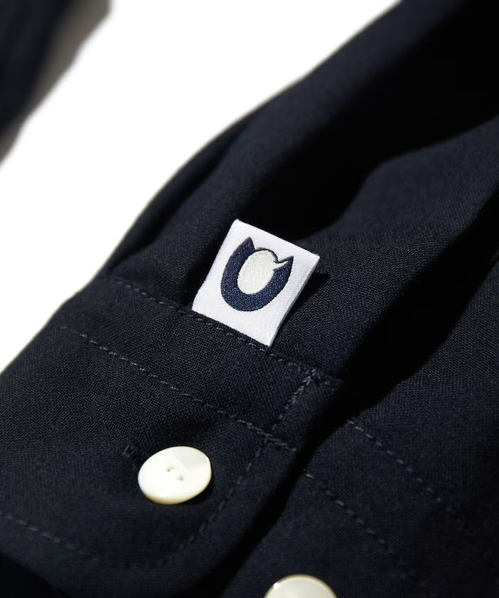 CAHLUMN Saxony Chain Stitch Open Collar Shirt