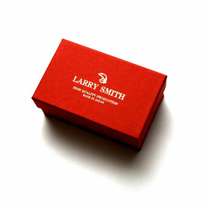 LARRY SMITH 18K GOLD KAZEKIRI FEATHER PENDANT No. 29 MEDIUM