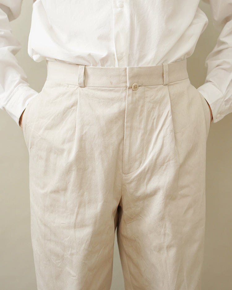 YAECA TUCK TAPERED - CHINO TROUSERS
