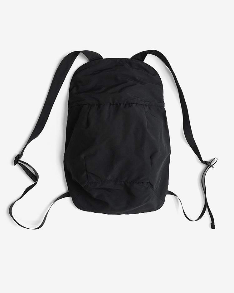 YAECA SCARAB BAG BLACK