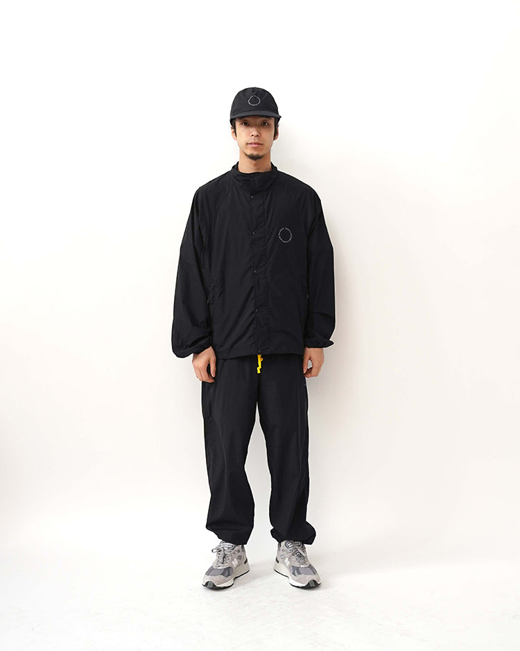 TOKYO DESIGN STUDIO New Balance Wind Jacket - BK