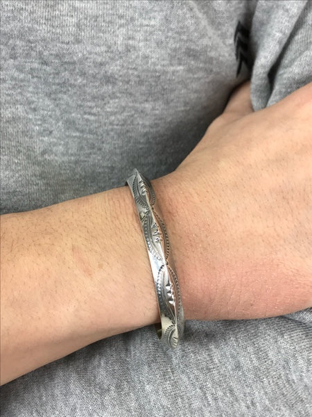 LARRY SMITH TRIANGLE BRACELET -3 POINT-