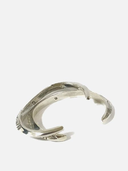 LARRY SMITH TRIANGLE TAPERED END BRACELET -LEAF-