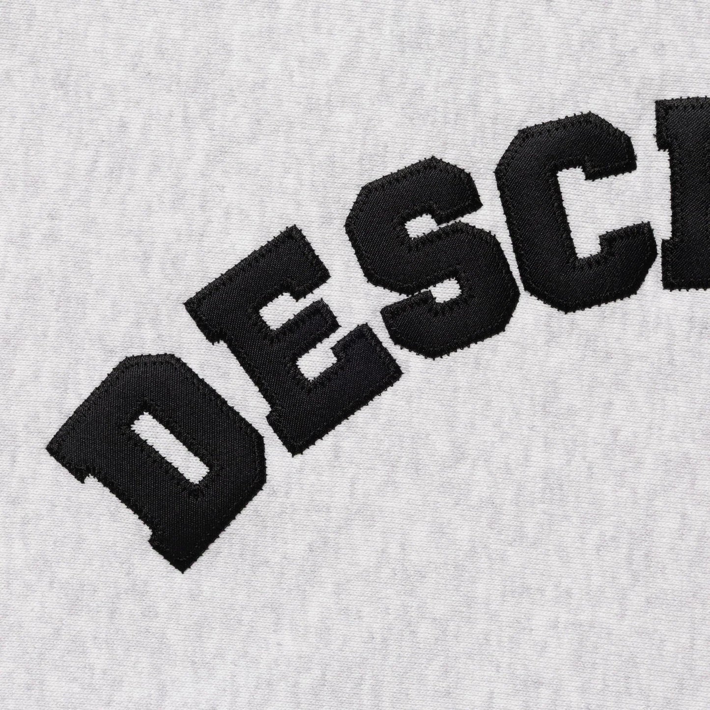 DESCENDANT BREACHING CREW NECK