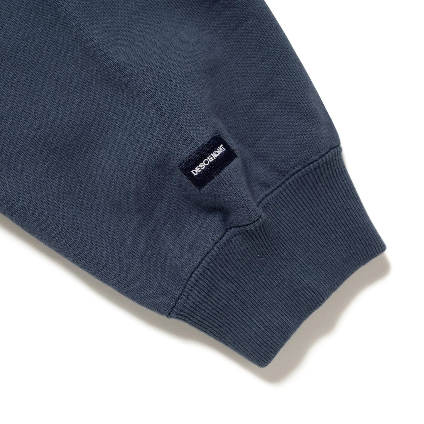 DESCENDANT BREACHING CREW NECK