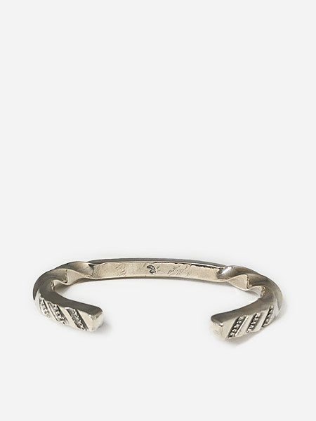 LARRY SMITH SQUARE WIRE TWIST BANGLE