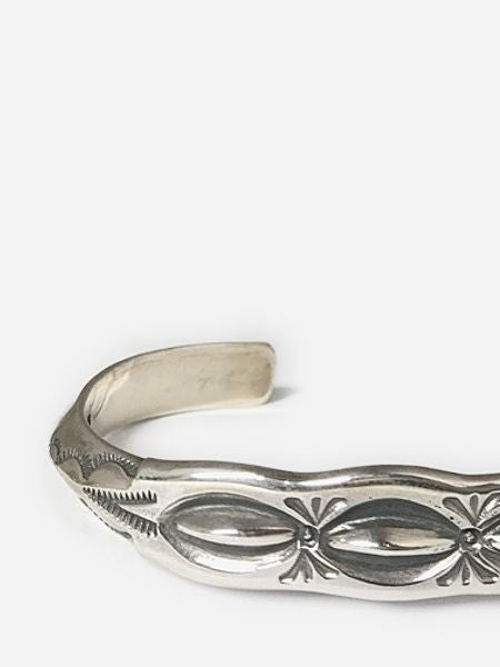 LARRY SMITH FLAT TRIANGLE BRACELET