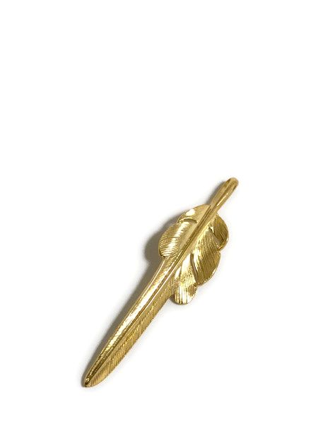 LARRY SMITH 18K GOLD KAZEKIRI FEATHER PENDANT No. 29 MEDIUM
