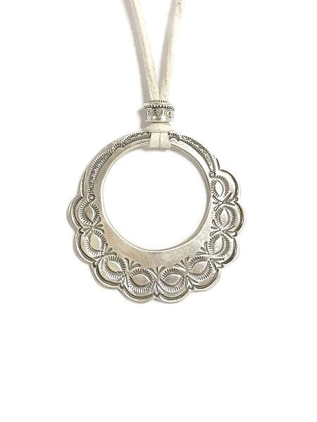 LARRY SMITH CIRCULAR LEAF PENDANT