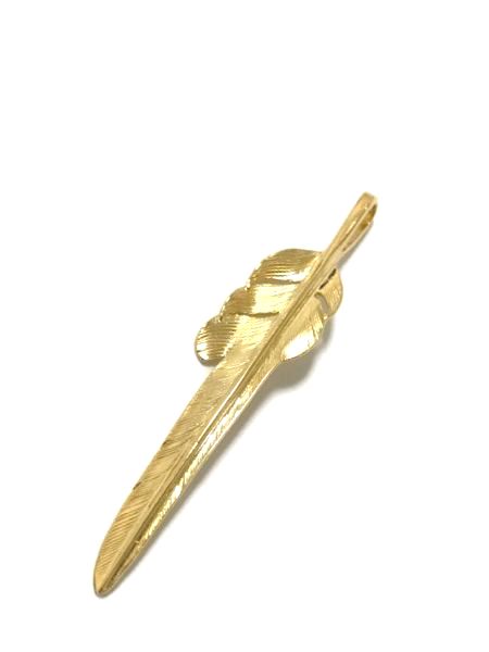 LARRY SMITH 18K GOLD KAZEKIRI FEATHER PENDANT No. 30 LARGE