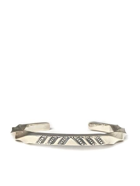LARRY SMITH SQUARE WIRE TWIST BANGLE