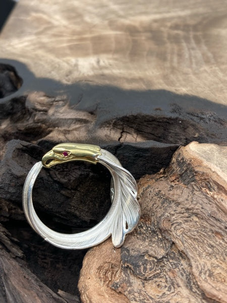 LARRY SMITH EAGLE HEAD KAZEKIRI FEATHER RING -RUBY-