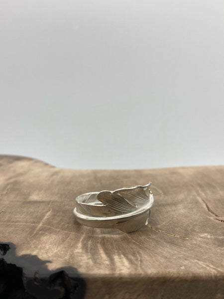 LARRY SMITH EAGLE HEAD KAZEKIRI FEATHER RING -RUBY-