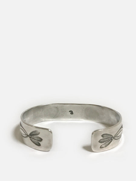 LARRY SMITH 18K EAGLE HEAD STAMPED BRACELET