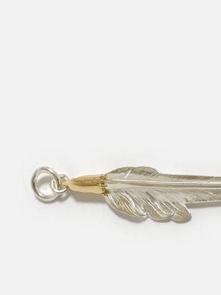 LARRY SMITH EAGLE HEAD KAZEKIRI FEATHER PENDANT No. 47 LARGE 18K GOLD ACCENT