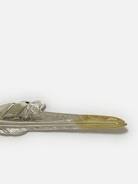 LARRY SMITH EAGLE HEAD KAZEKIRI FEATHER PENDANT No. 48 18K GOLD ACCENT