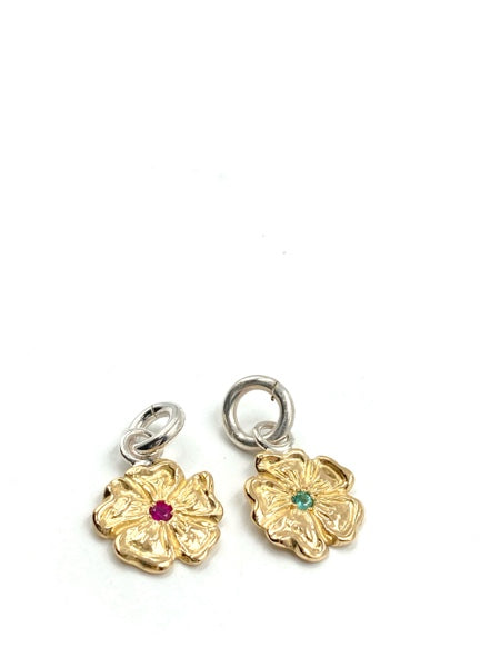 LARRY SMITH 18K GOLD ROSE PENDANT -M- EMERALD