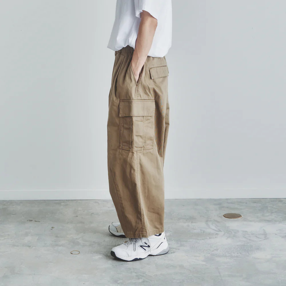 is-ness BALLOON CARGO EZ PANTS