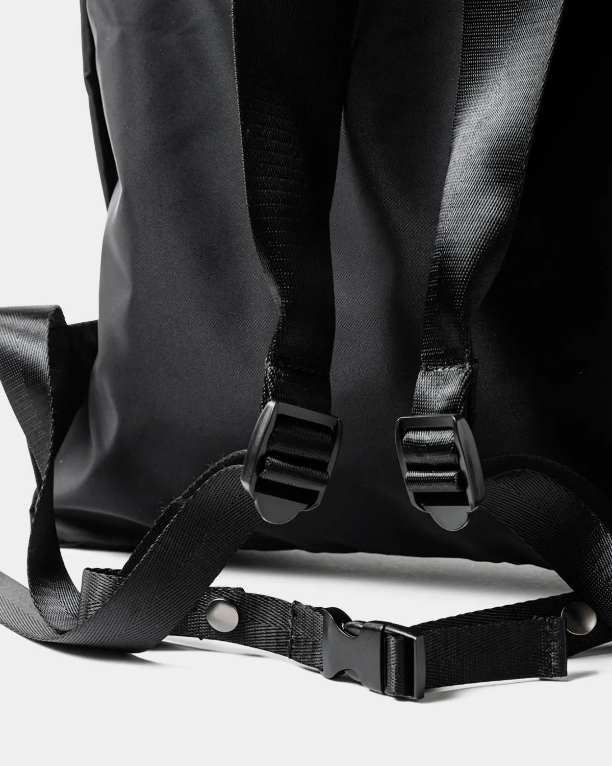 TIGHTBOOTH LOGO KNAPSAC