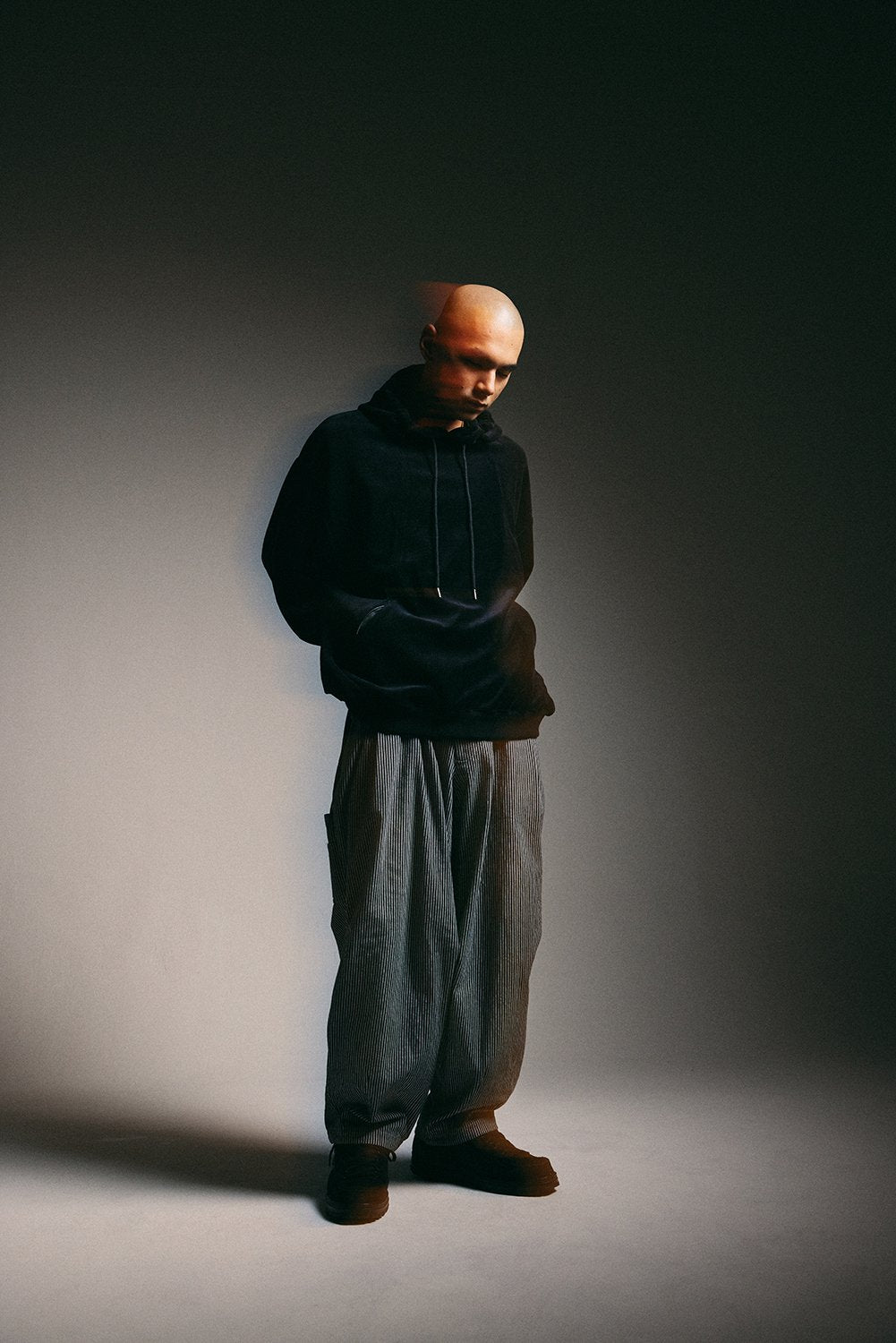 TIGHTBOOTH VELOUR PULLOVER HOODIE