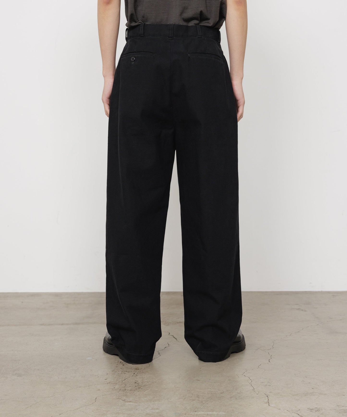 marka U.S.ARMY CHINO TROUSERS - ORGANIC COTTON GABARDINE