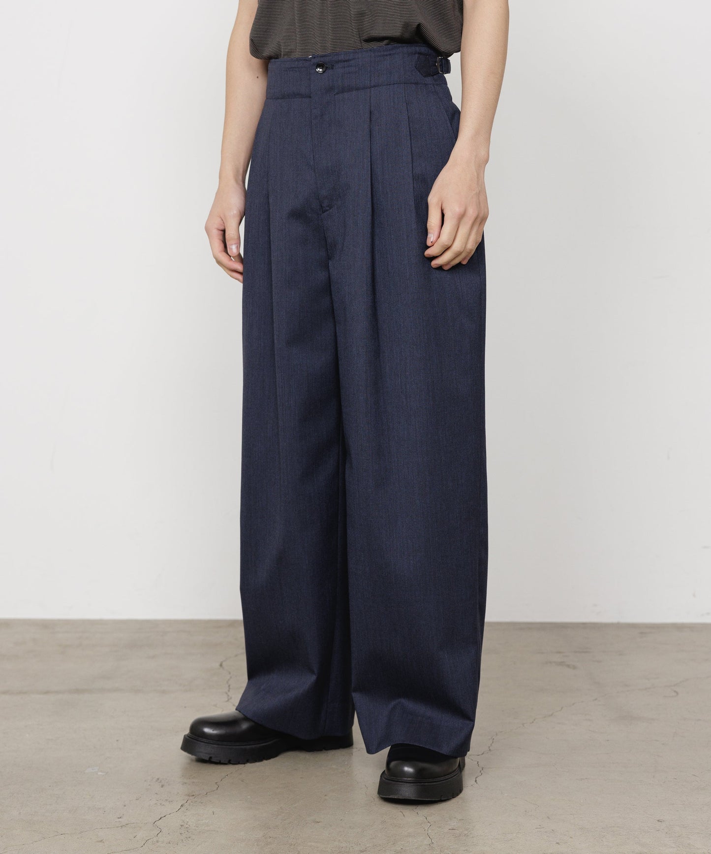 marka TWO TUCK MILITARY TROUSERS TROPICAL MELANGE