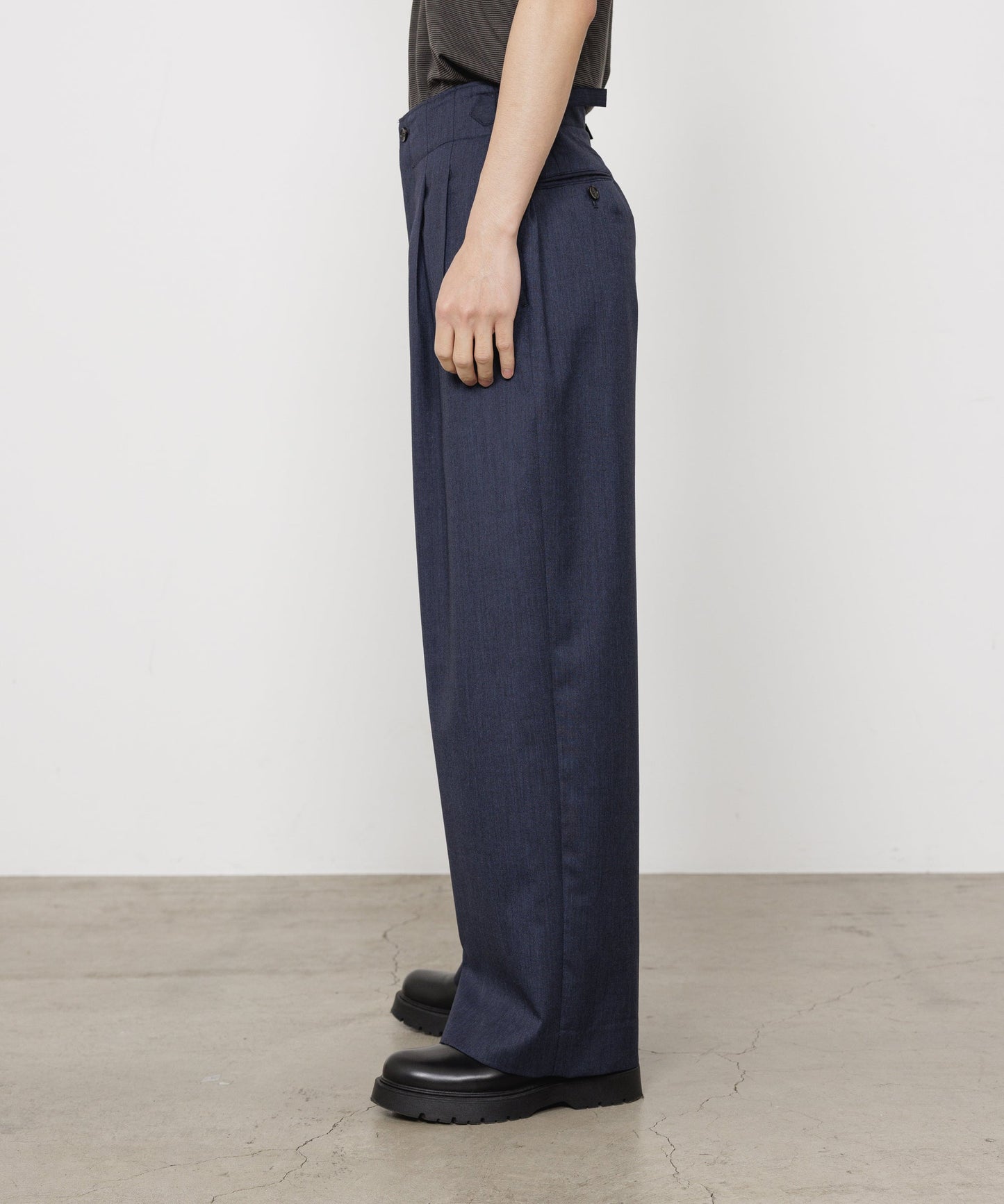 marka TWO TUCK MILITARY TROUSERS TROPICAL MELANGE