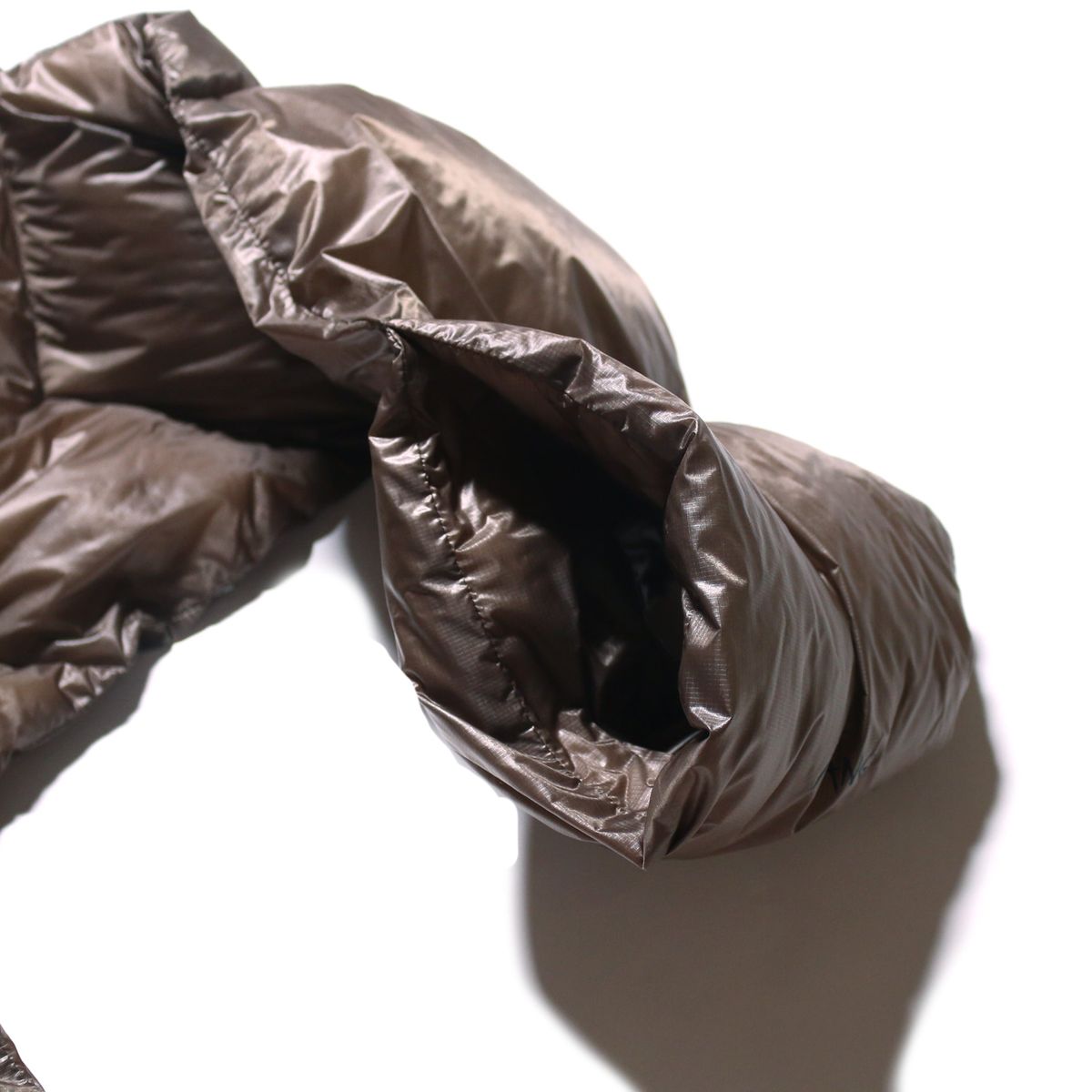 NANGA PORTABLE LIGHT DOWN MUFFLER