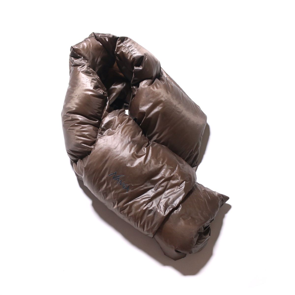 NANGA PORTABLE LIGHT DOWN MUFFLER