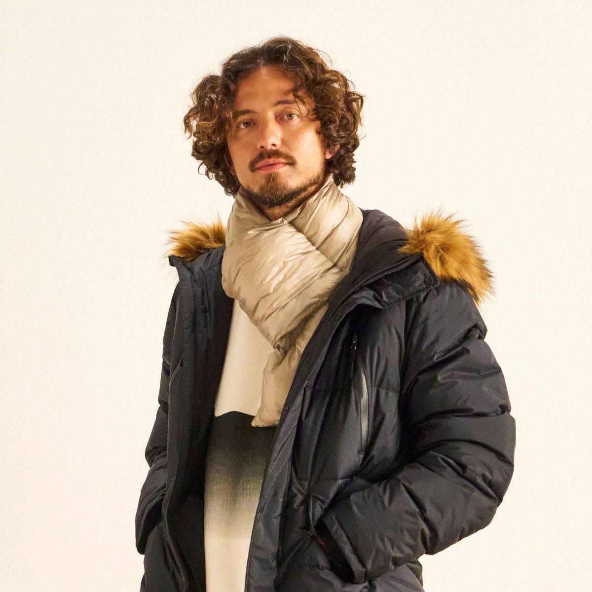 NANGA PORTABLE LIGHT DOWN MUFFLER