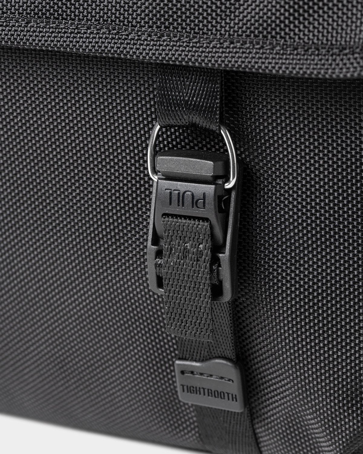 TIGHTBOOTH LOGO SHOULDER BAG