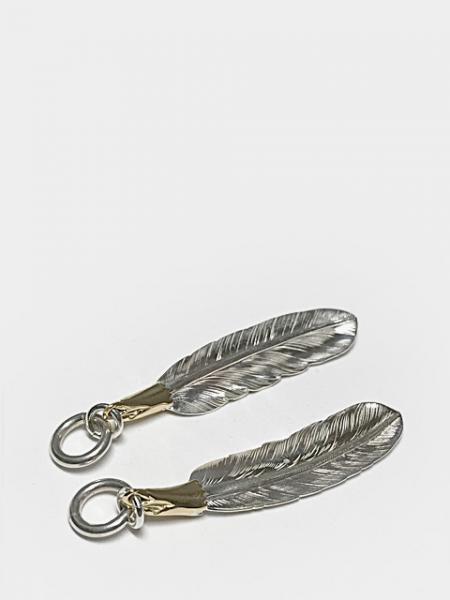 LARRY SMITH 18K EAGLE HEAD FEATHER PENDANT