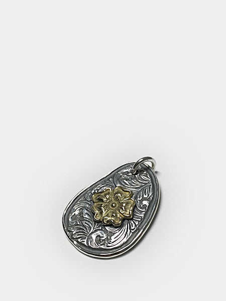 LARRY SMITH KARAKUSA ROSE OVAL PENDANT No. 155