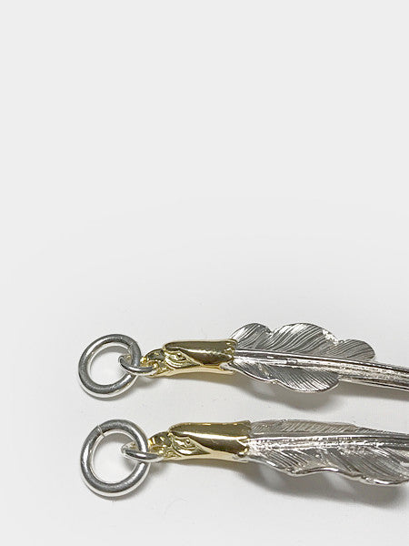 LARRY SMITH 18K EAGLE HEAD KAZEKIRI FEATHER PENDANT No. 46 MEDIUM 18K GOLD ACCENT