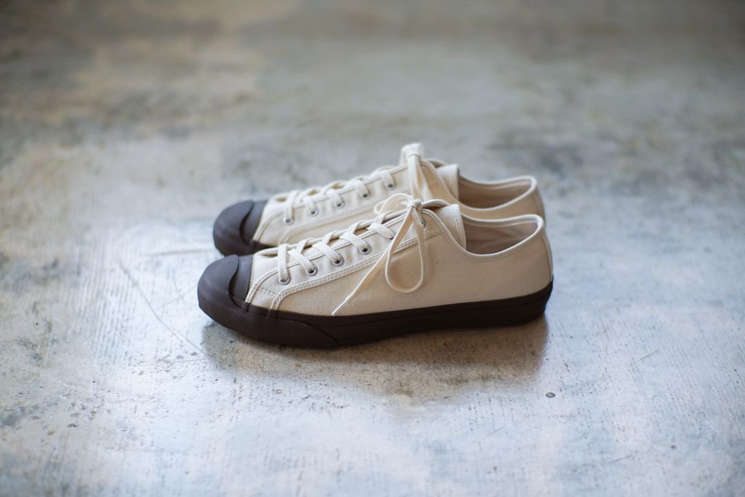 DOEK SHOE INDUSTRIES COURT - ECRU BROWN