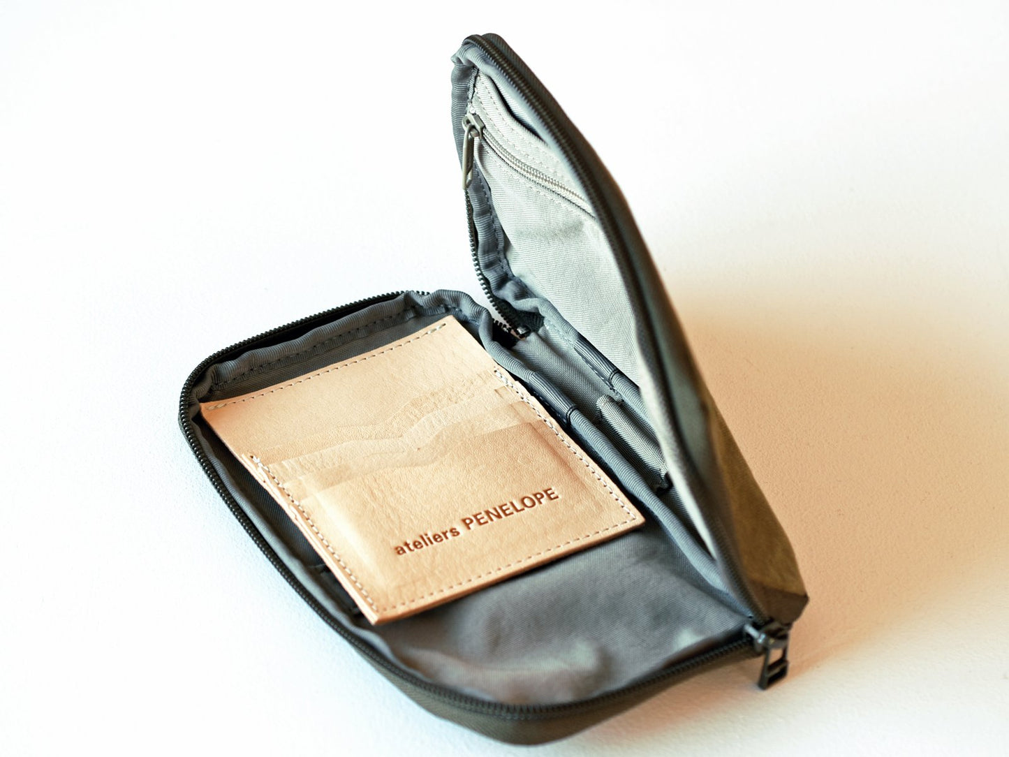 ateliers PENELOPE #9 MG Wallet