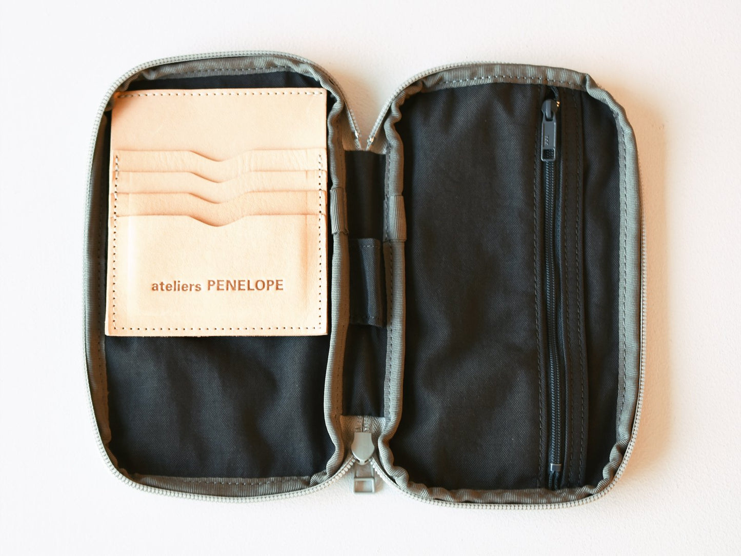 ateliers PENELOPE #9 MG Wallet